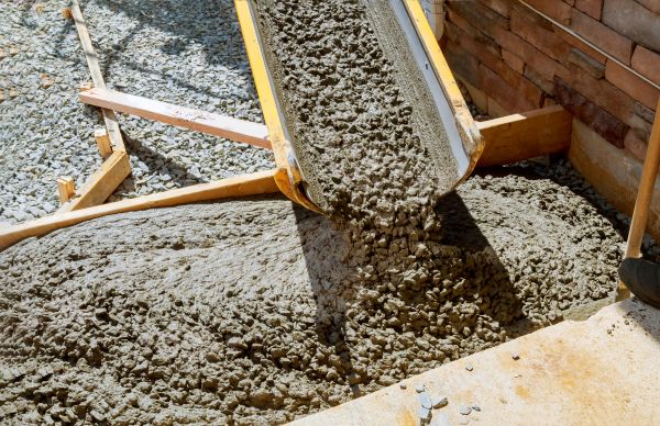 Cement Walkway Pouring in Mandeville