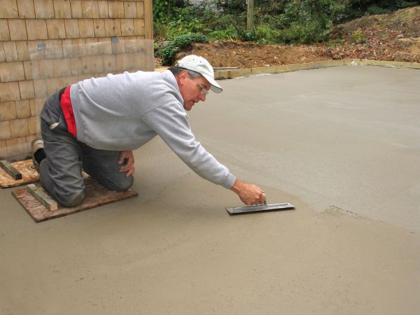 Flat Concrete Installation in Mandeville